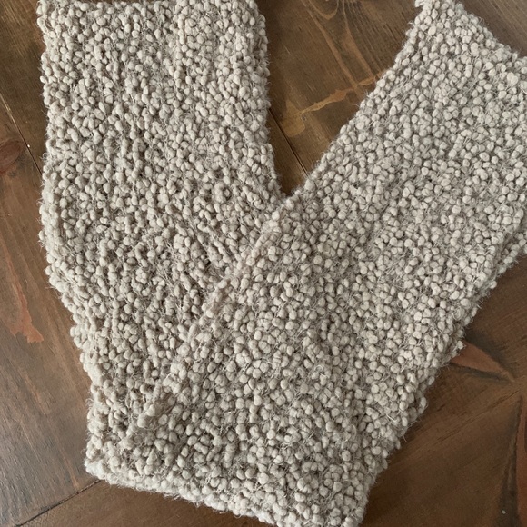 Ecote Urban Outfitters Infinity Scarf - Picture 2 of 5